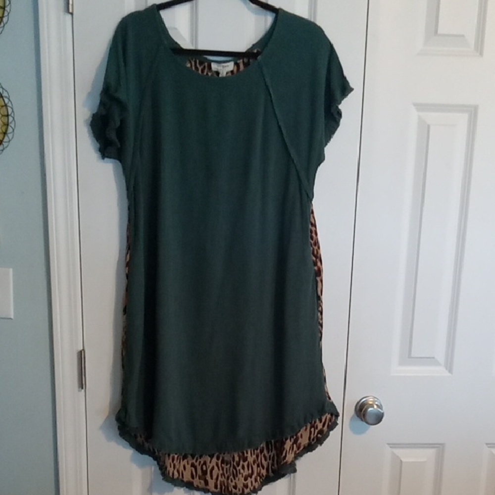 Umgee Green Dress with Leopard Print Accents - Picture 1 of 7